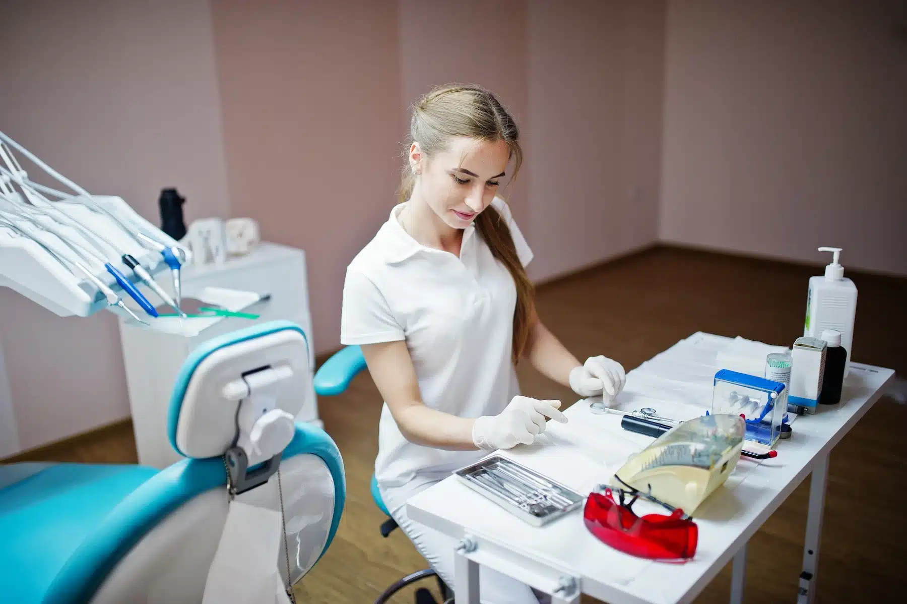 Профессиональная чистка зубов